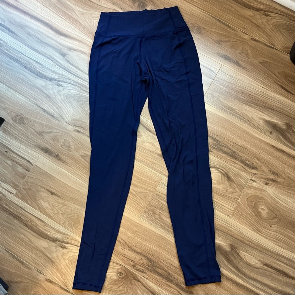 Lululemon simply bare un-tight tight